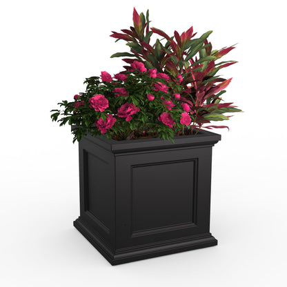 Square Faire planter (24in), black, hero shot
