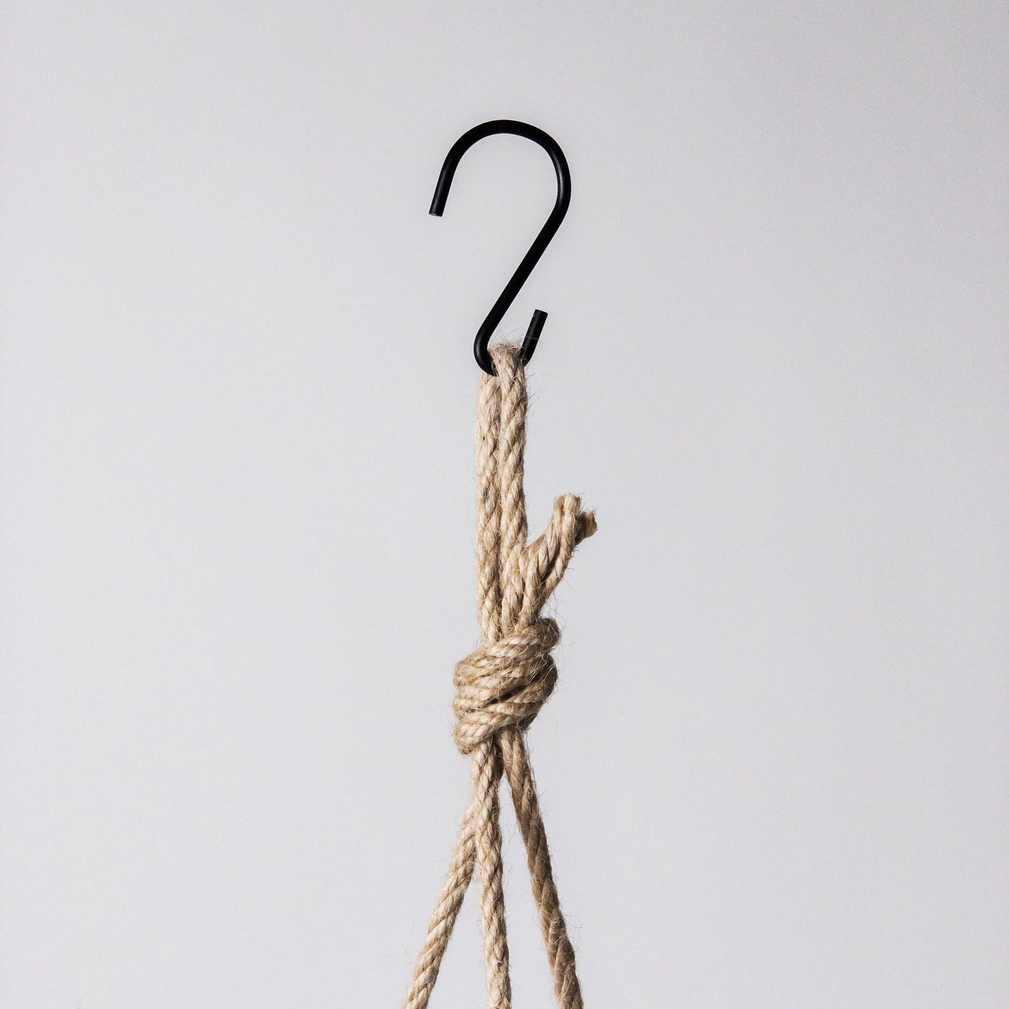 8" | Signature Stone Hanging Planter Pot